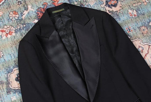 Black Mens Modern Fit Suit – Inspired by Men’s Tuxedo Jackets for Weddings Plus Size